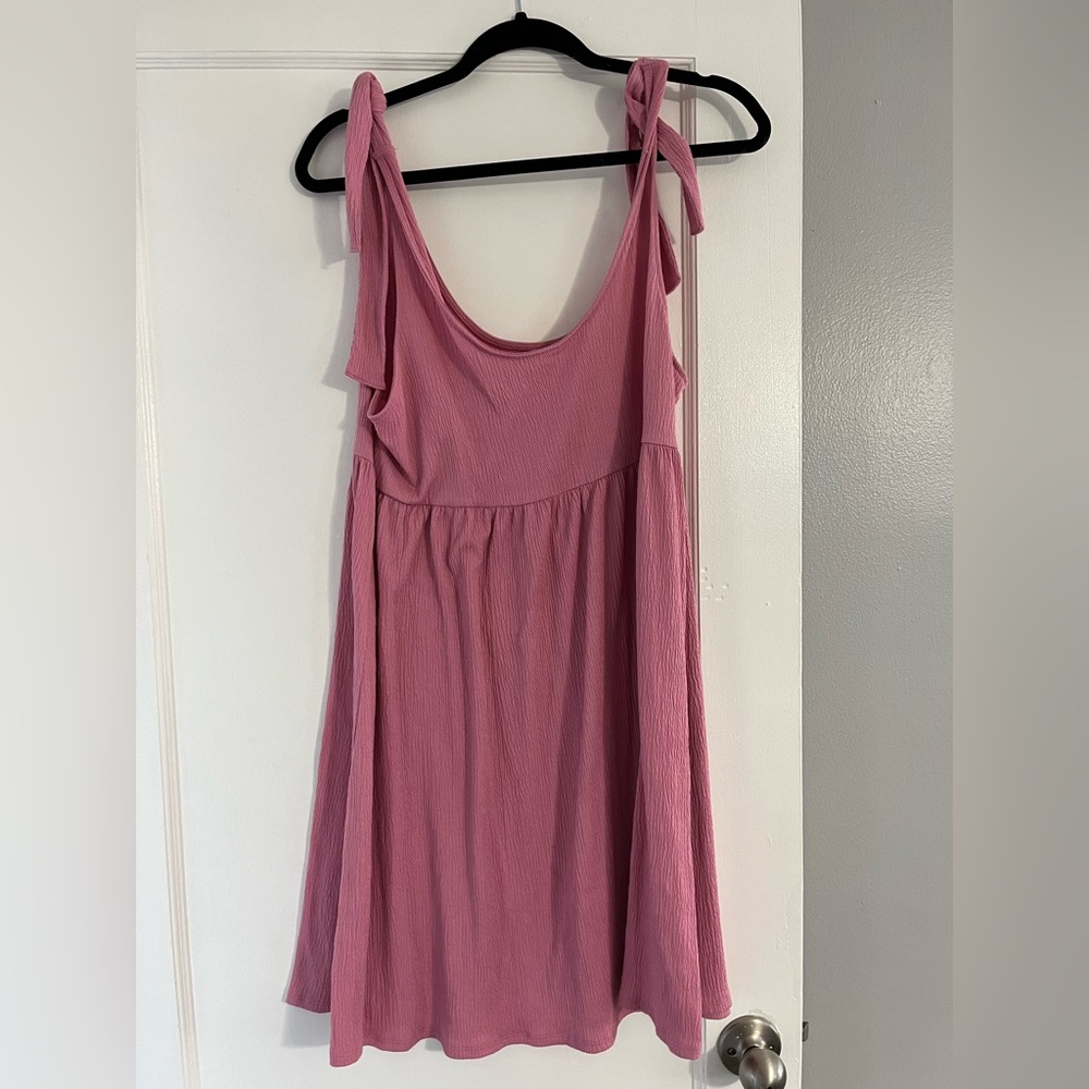 Pink sundress with tie sleeves